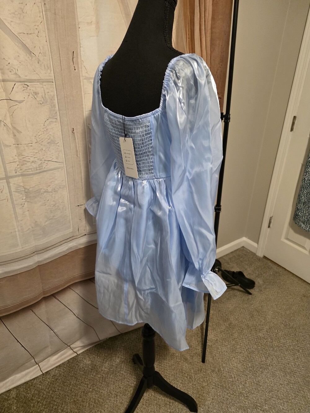 Light Blue Satin Puff Sleeve Square Neck Dress - Picture 3 of 6